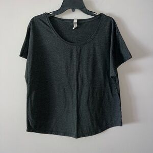 Gray T-shirt next level apparel women’s XL